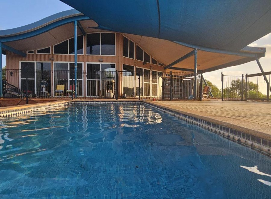 Wavehouse Beach Retreat