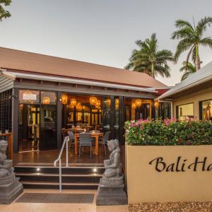 Sunday Roast at Bali Hai Cafe